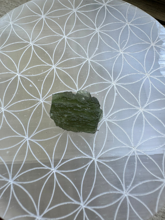 モルダバイト【スターシードの守り】銀河との繋がり moldavite-02